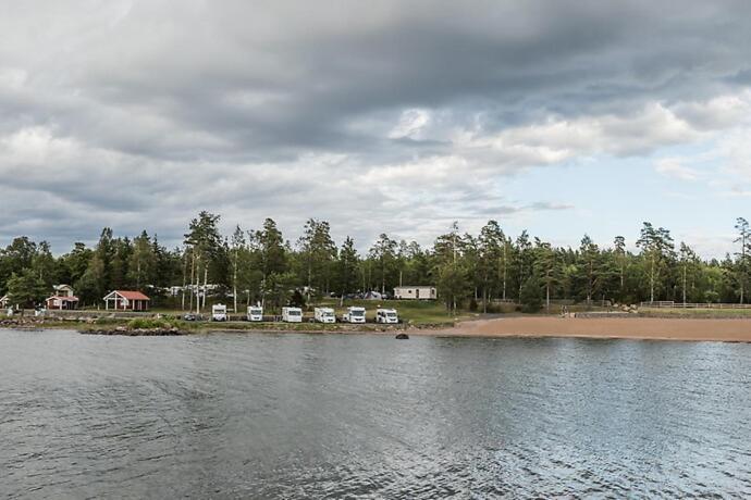Askeviks Camping & Stugor Sjotorp Экстерьер фото