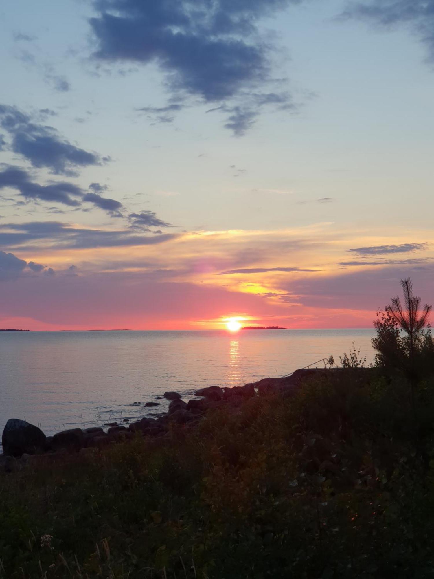 Askeviks Camping & Stugor Sjotorp Экстерьер фото